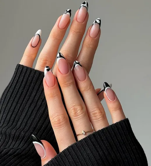 Black and White Curved Tips